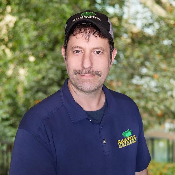 Headshot of SavATree Arborist Keith Lingenfelter
