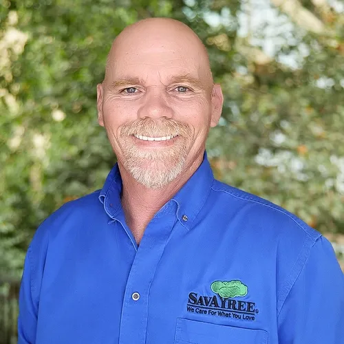 Headshot of SavATree Arborist Bob Jones