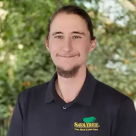 Headshot of SavATree Arborist Colson Leingang