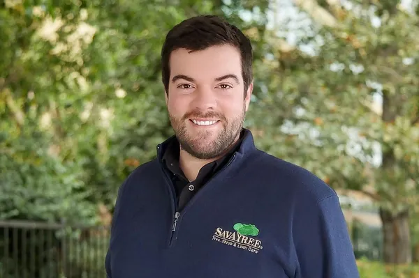 Headshot of SavATree Arborist Elijah Chinburg