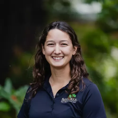 Headshot of SavATree Arborist Emily Rushka