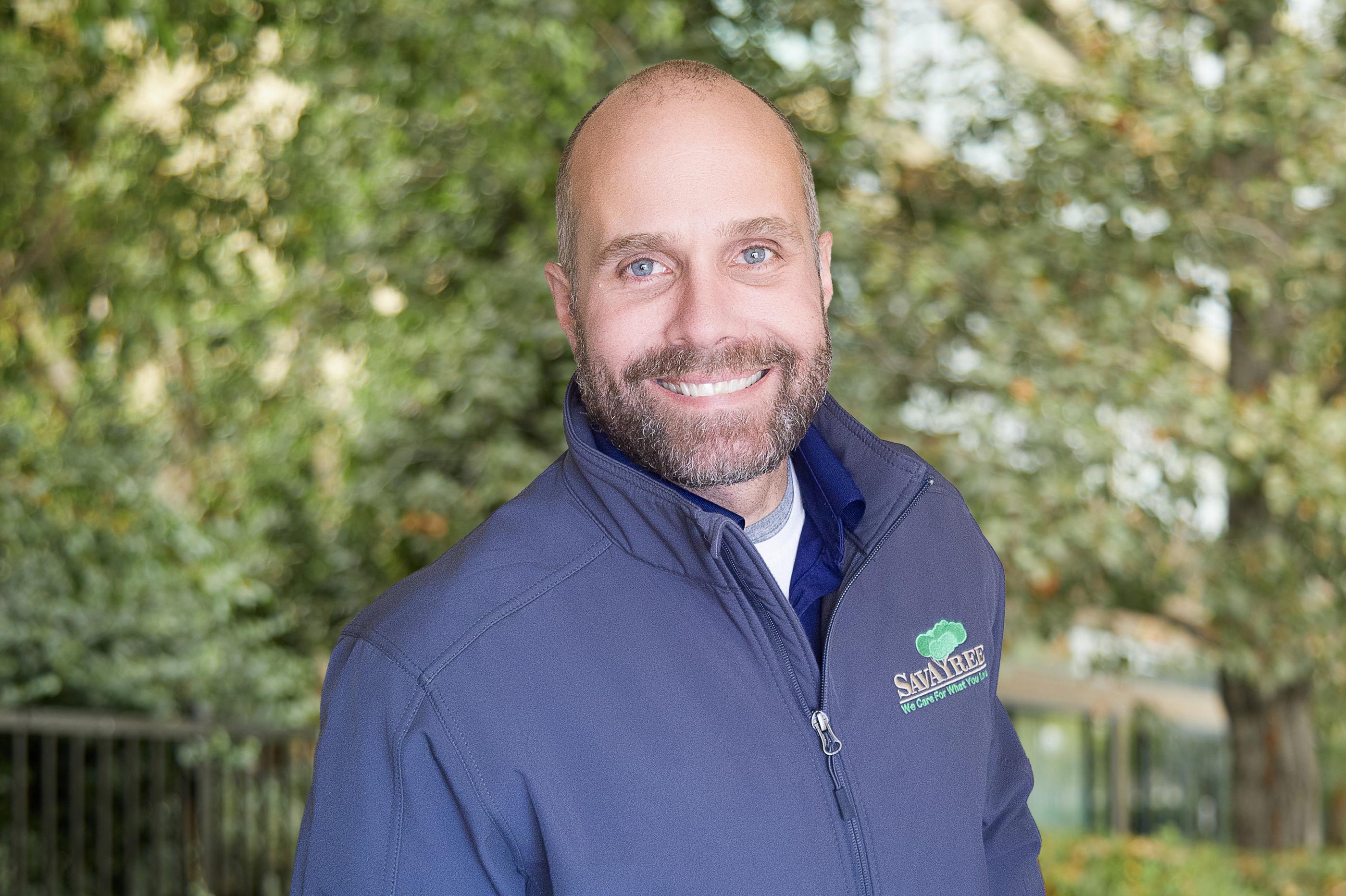 Headshot of SavATree Arborist Jason Lorenz