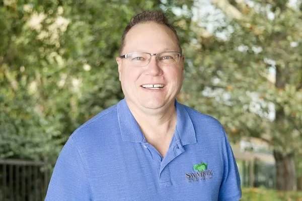 Headshot of SavATree Arborist Jeff Erber
