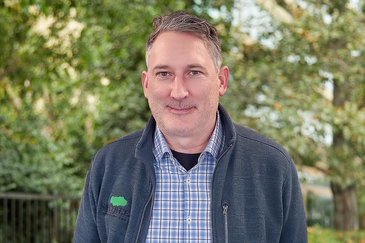 Headshot of SavATree Arborist Jeff Martin