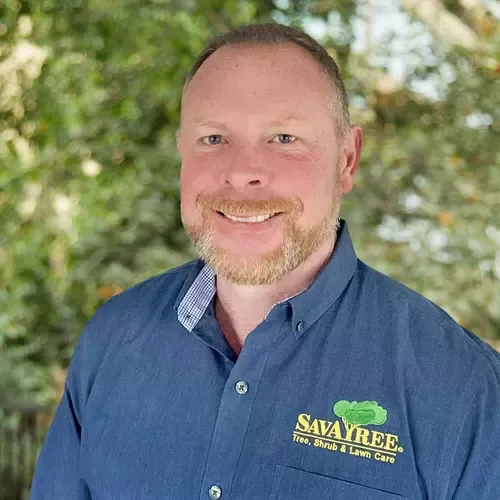 Headshot of SavATree Arborist Joe Estrada