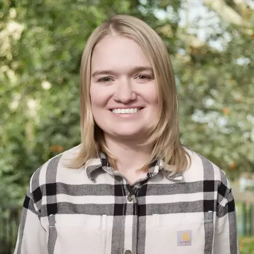 Headshot of Liv Duesterberg