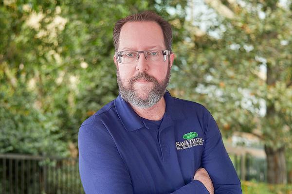 Headshot of SavATree Arborist Scott Mitchell
