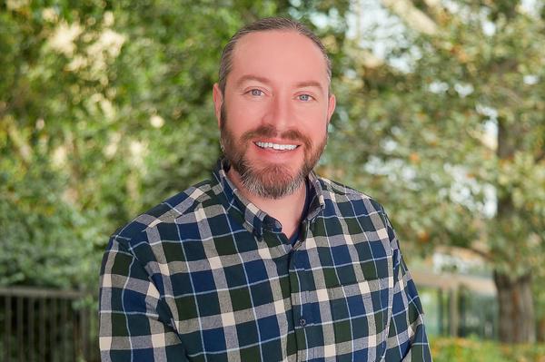 Headshot of SavATree Arborist Troy Williams